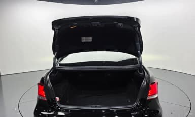 LS600hL