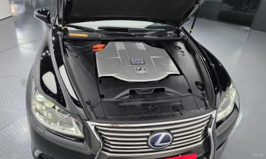 LS600hL