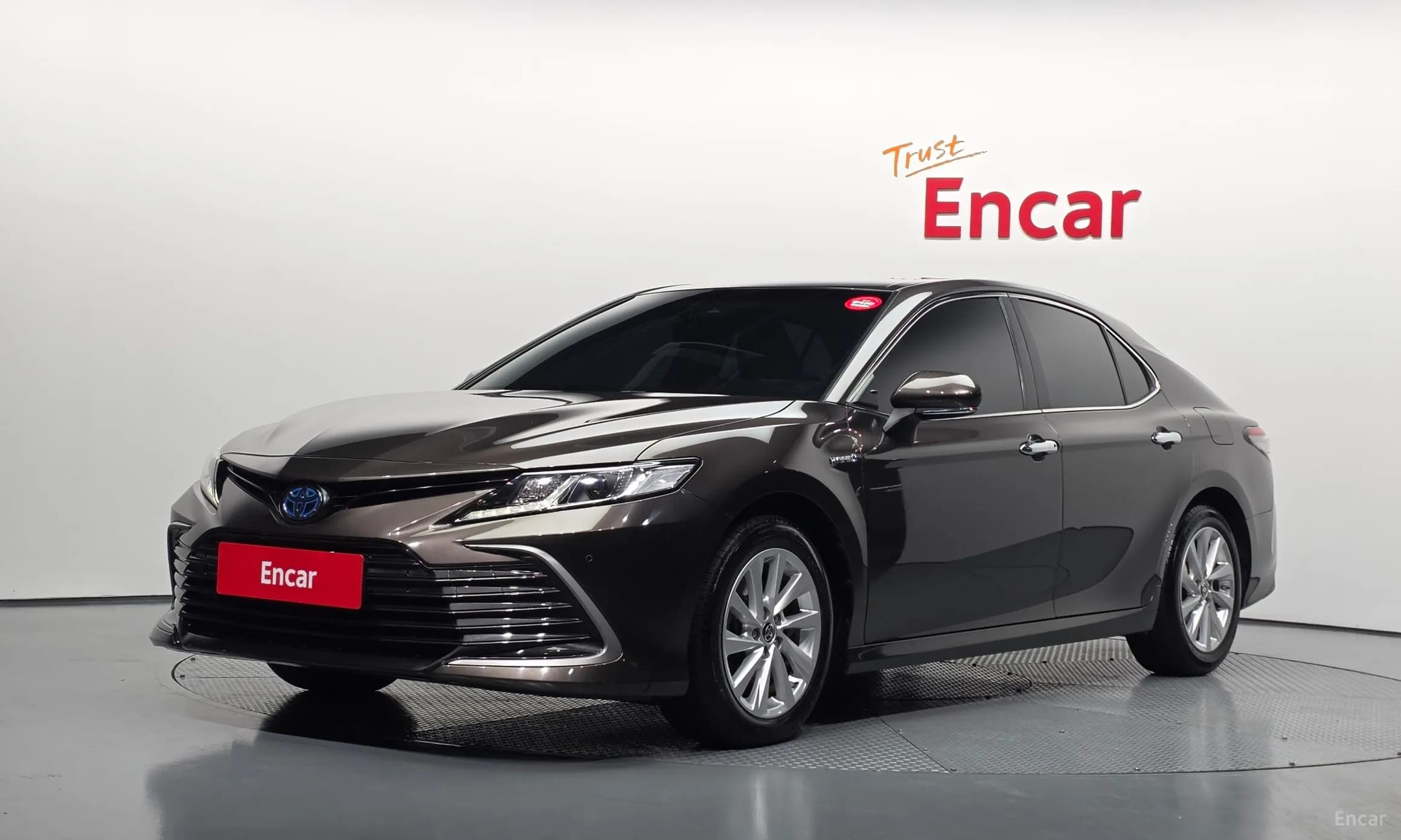 Camry (XV70)