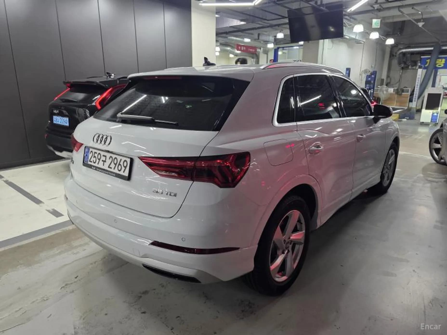 Q3 (F3)