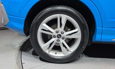 Q3 (F3)