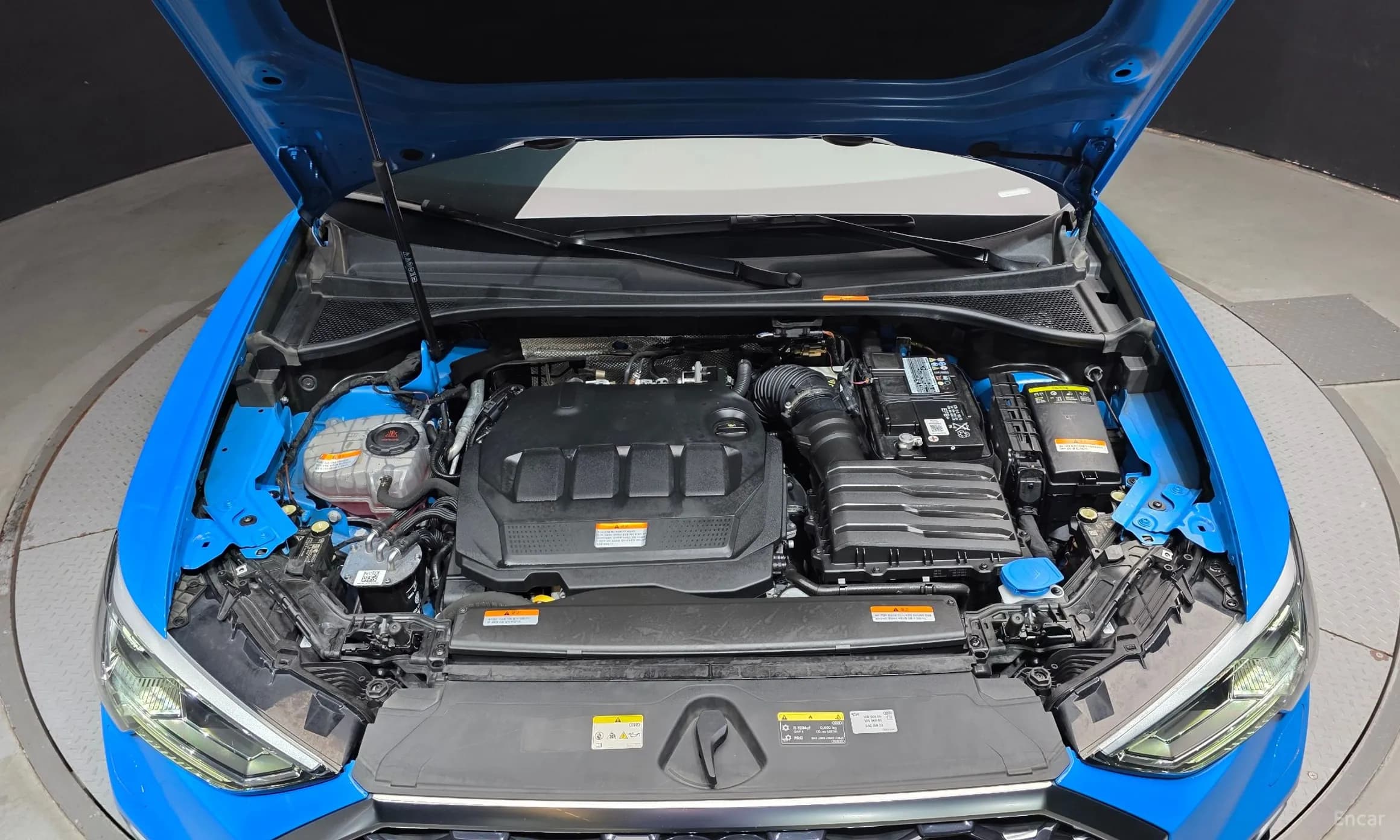 Q3 (F3)