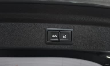 Q3 (F3)