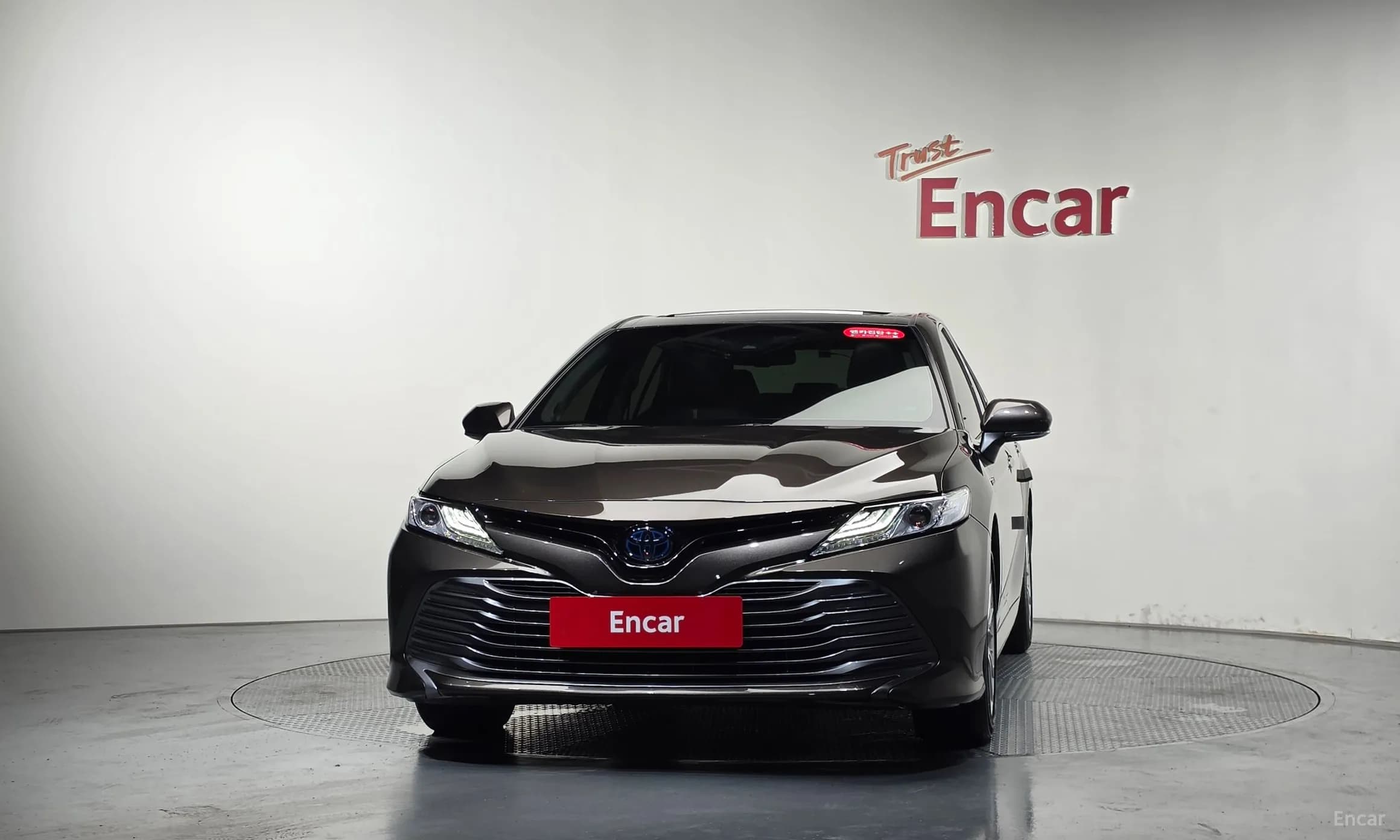Camry (XV70)