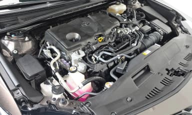 Camry (XV70)