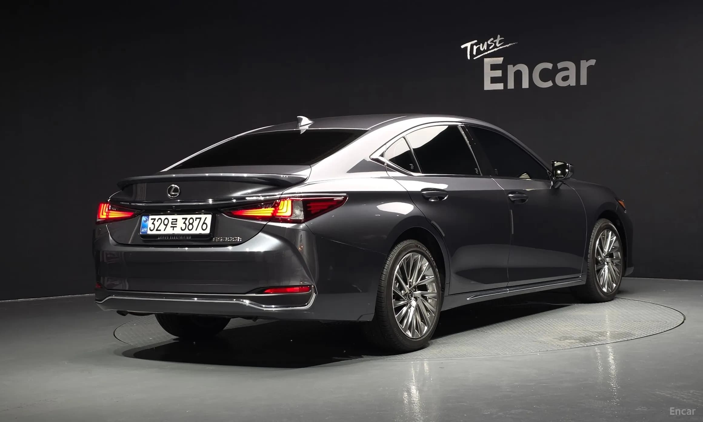 ES300h 7th Generation