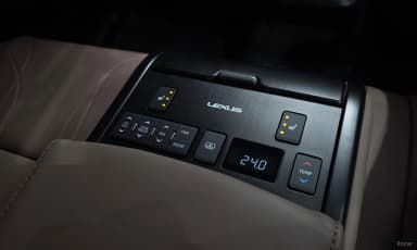 ES300h 7th Generation