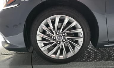 ES300h 7th Generation