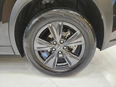 UX300h