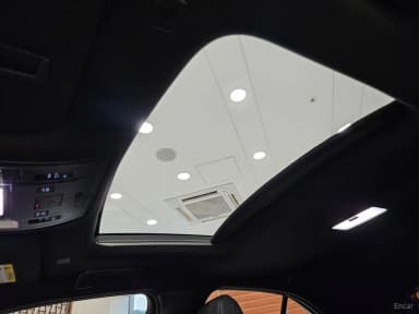 UX300h