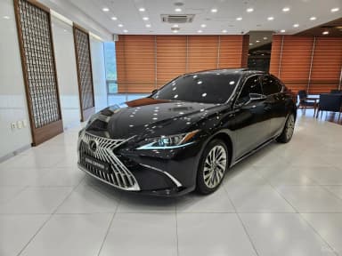 ES300h 7th Generation