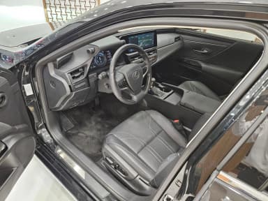 ES300h 7th Generation