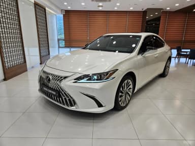 ES300h 7th Generation