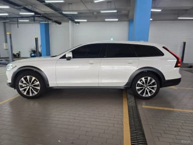 V90 Cross Country