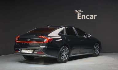 Sonata Hybrid (DN8)
