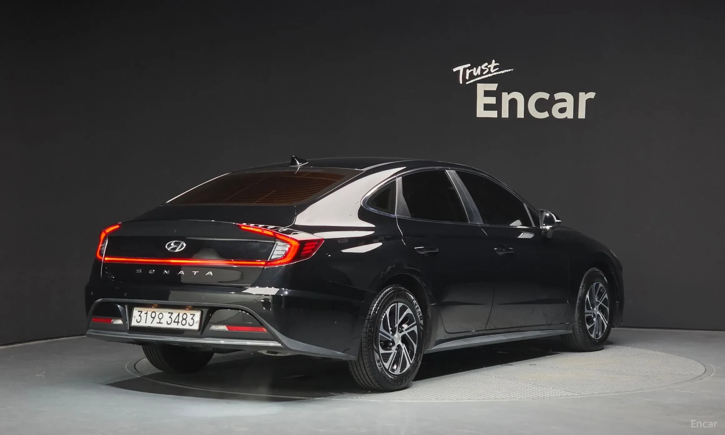 Sonata Hybrid (DN8)
