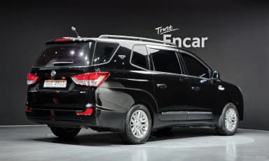 Korando Turismo