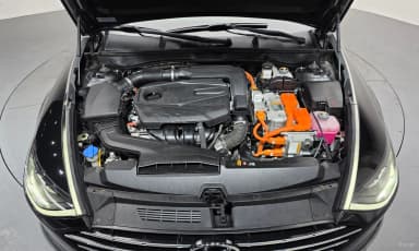 Sonata Hybrid (DN8)