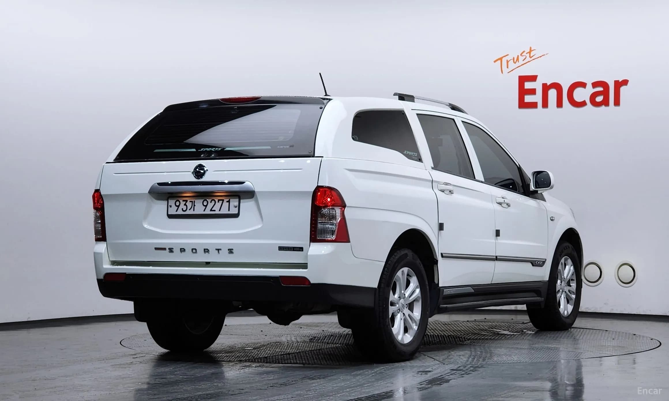 Korando Sports