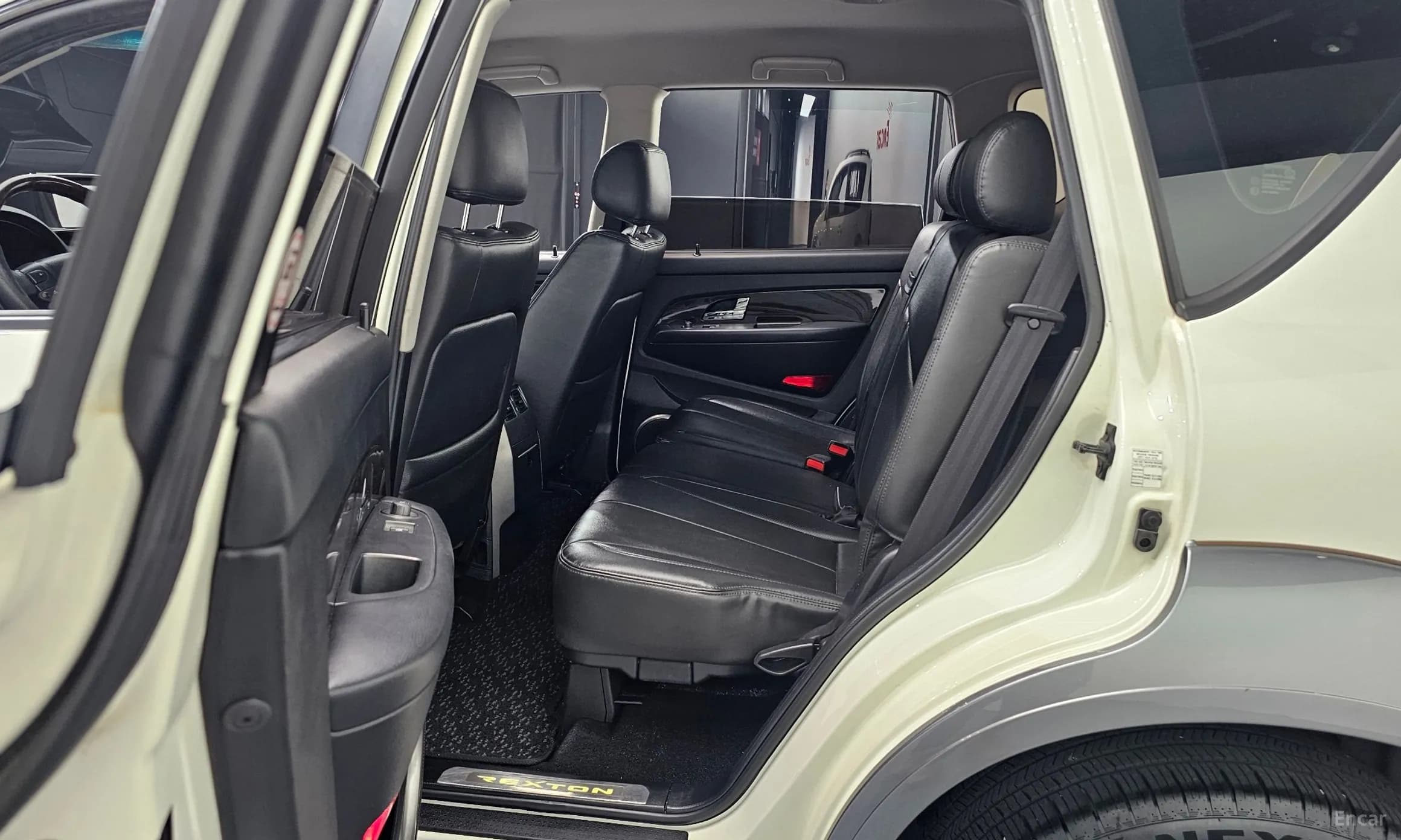 Super Rexton