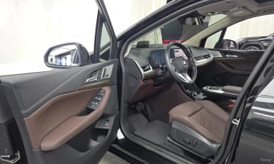 2 Series Active Tourer (U06)