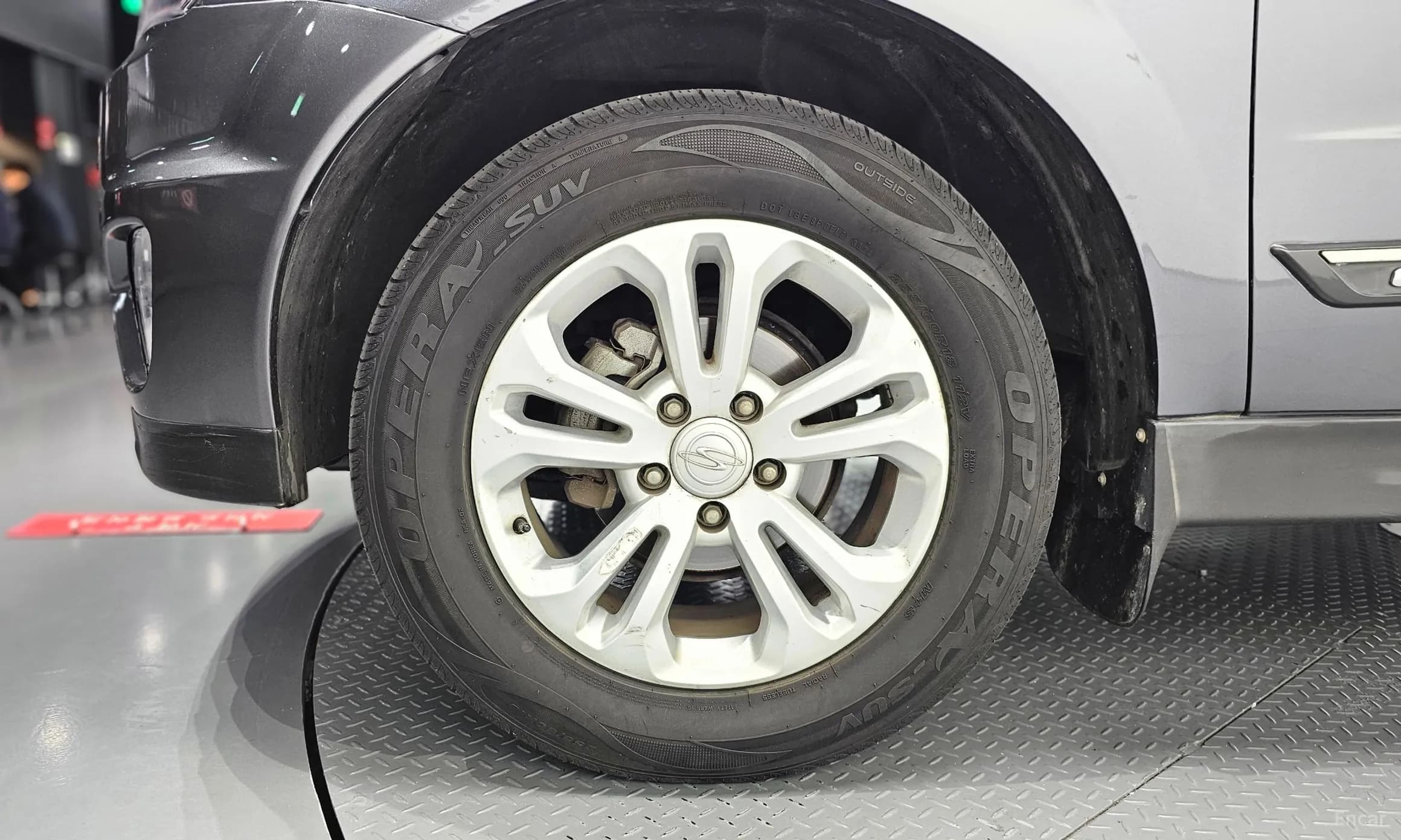 Korando Sports