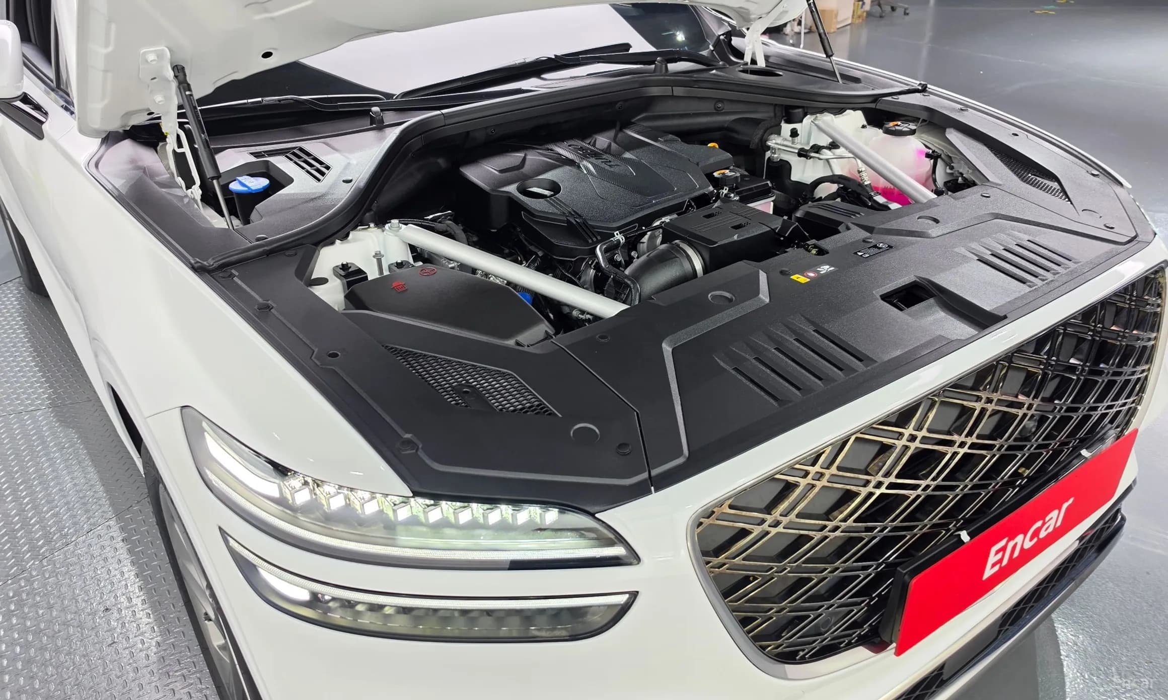 GV70