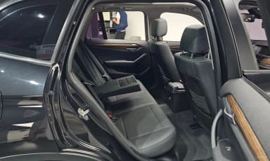 X1 (E84)