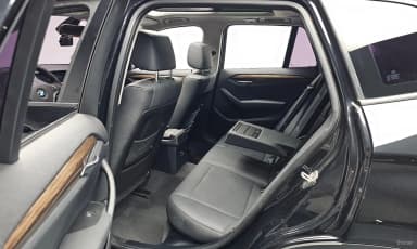 X1 (E84)