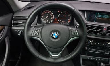 X1 (E84)