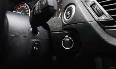 X1 (E84)