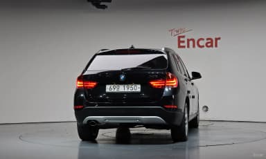 X1 (E84)