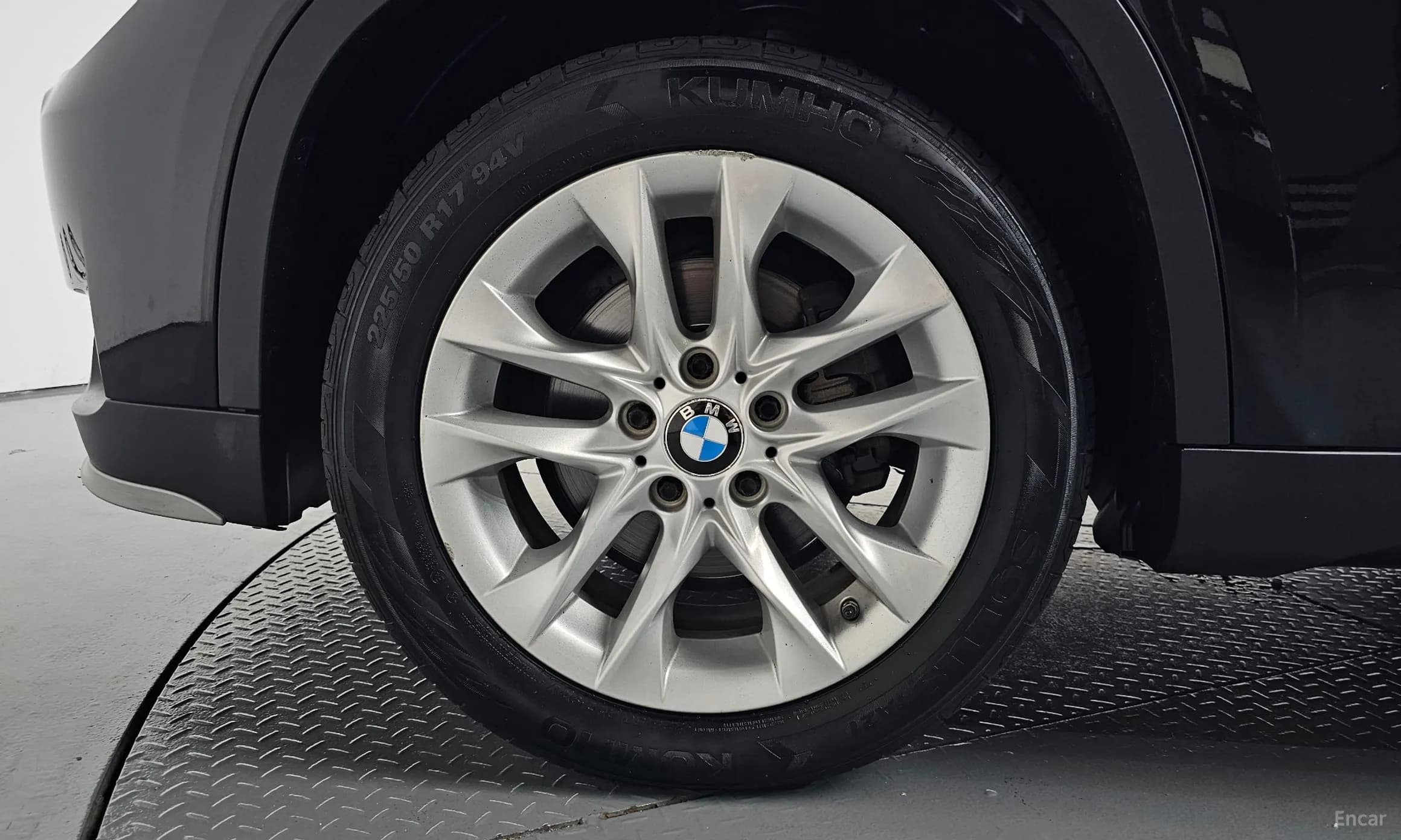 X1 (E84)