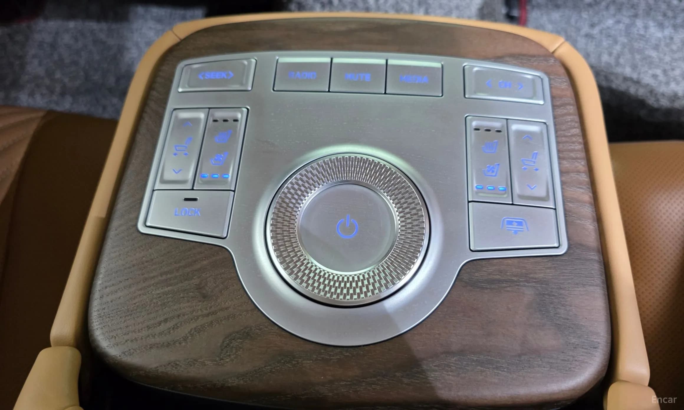 G80 (RG3)