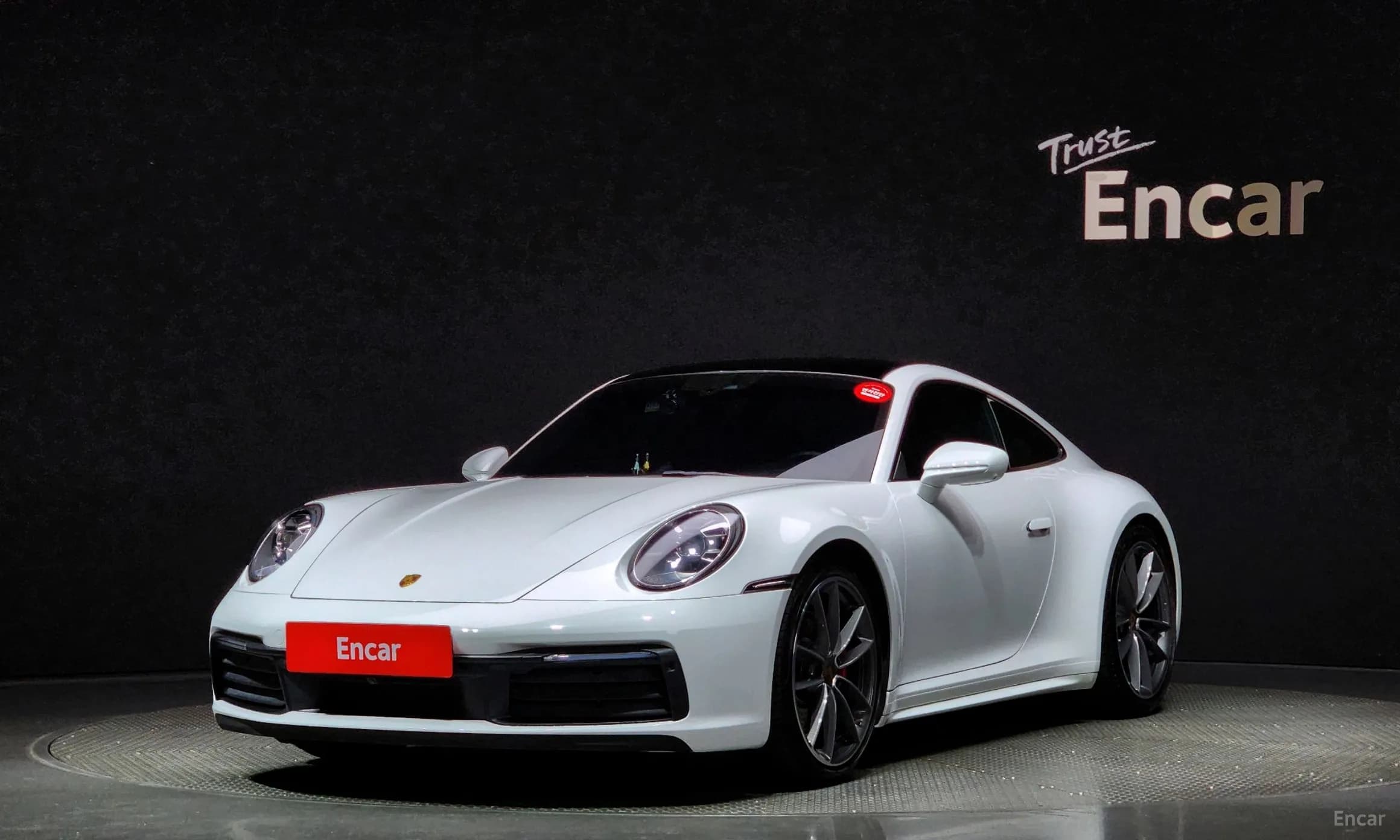 911 (992)