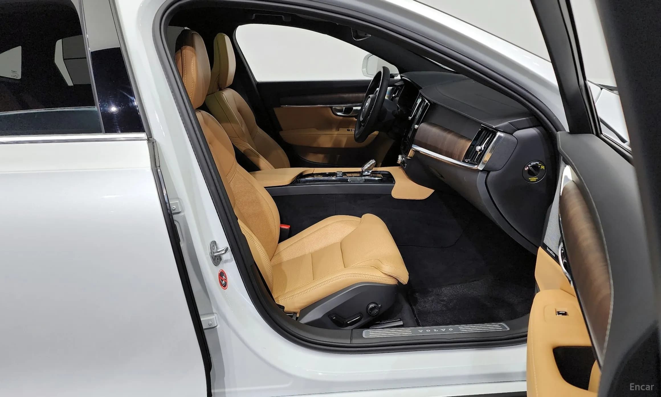 S90