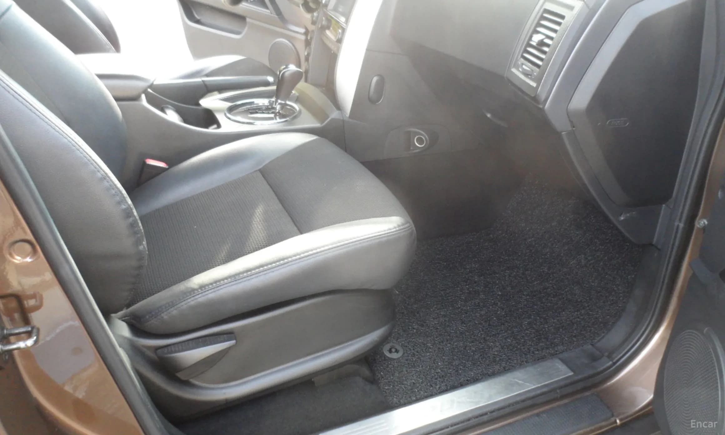 Korando Sports
