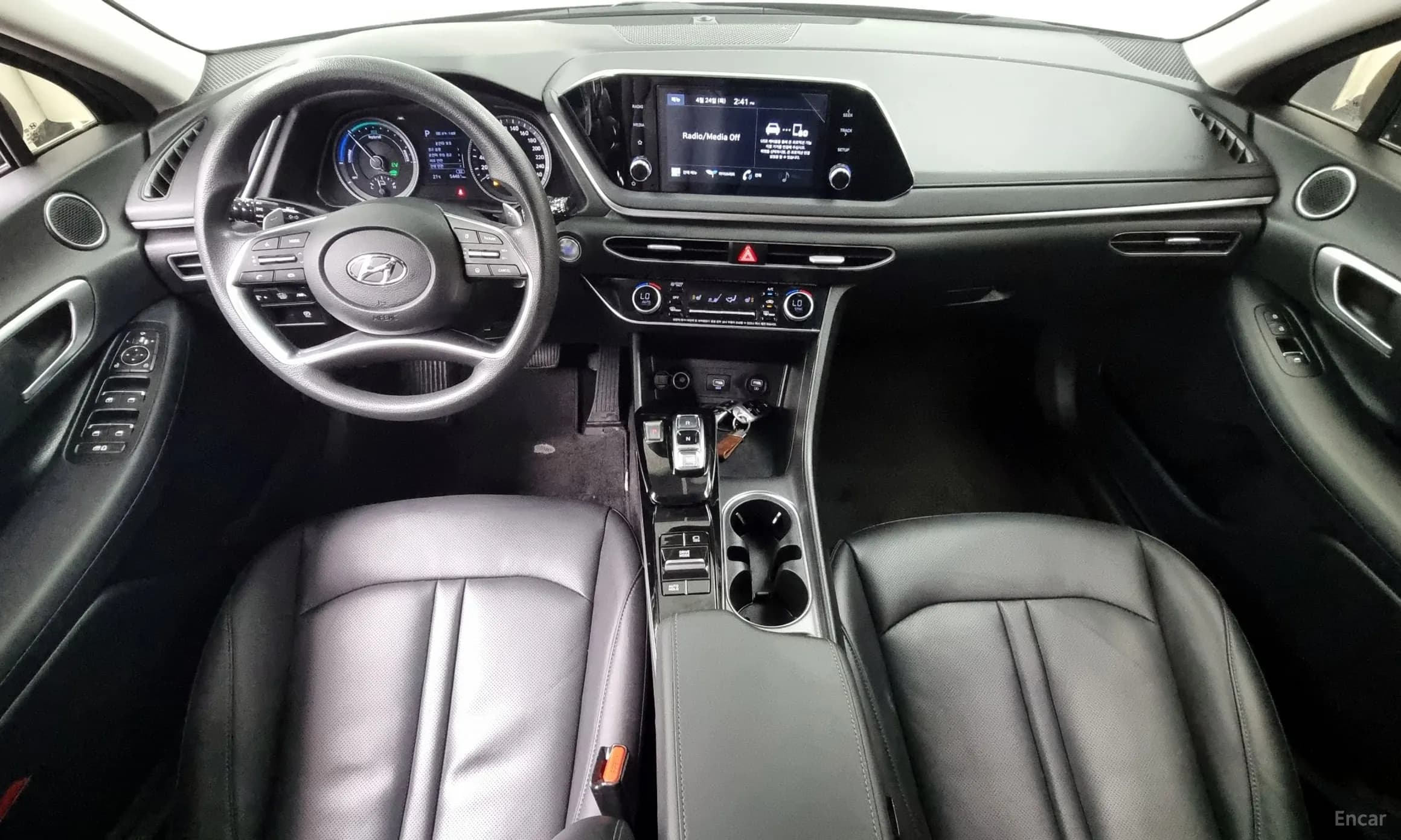 Sonata Hybrid (DN8)