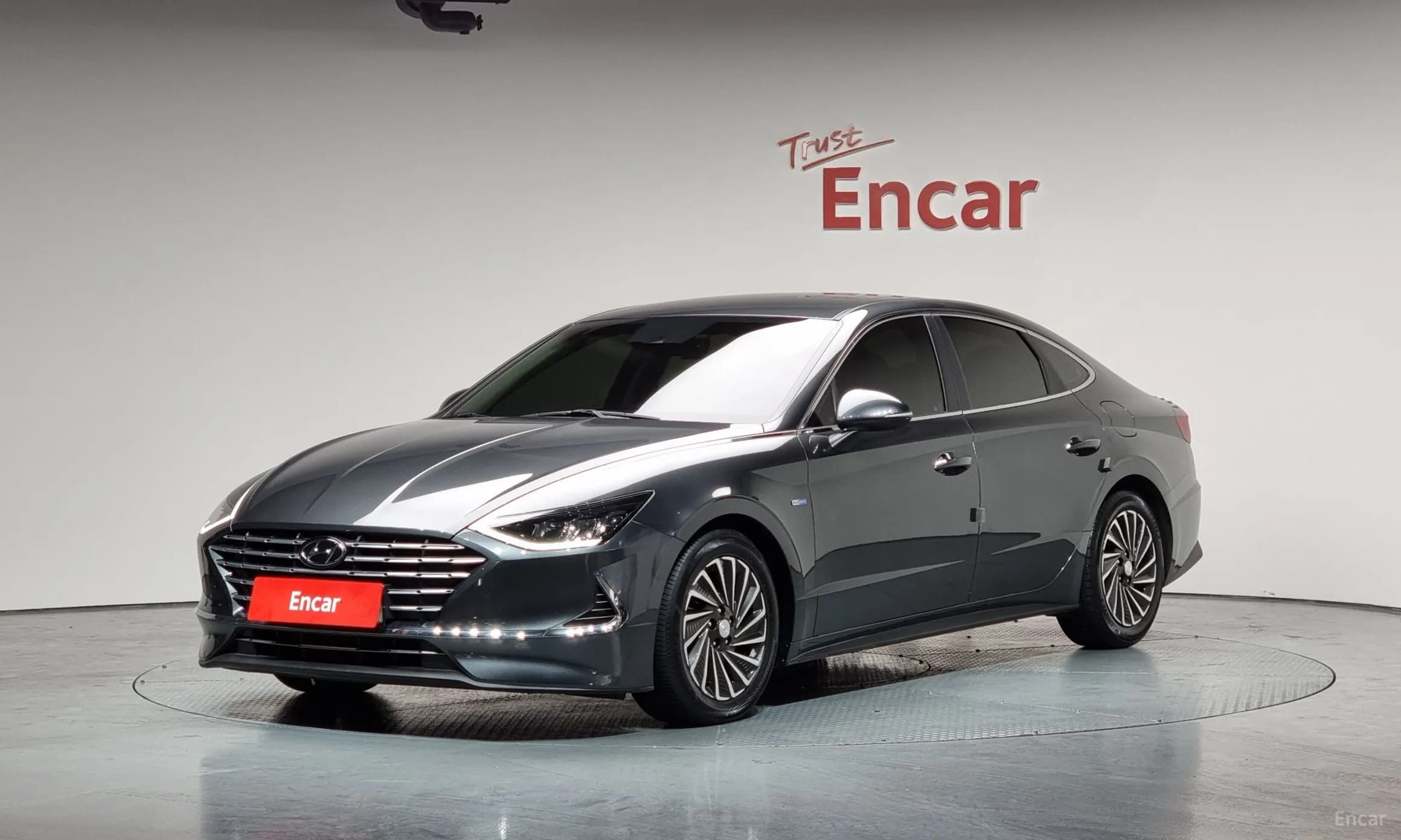 Sonata Hybrid (DN8)