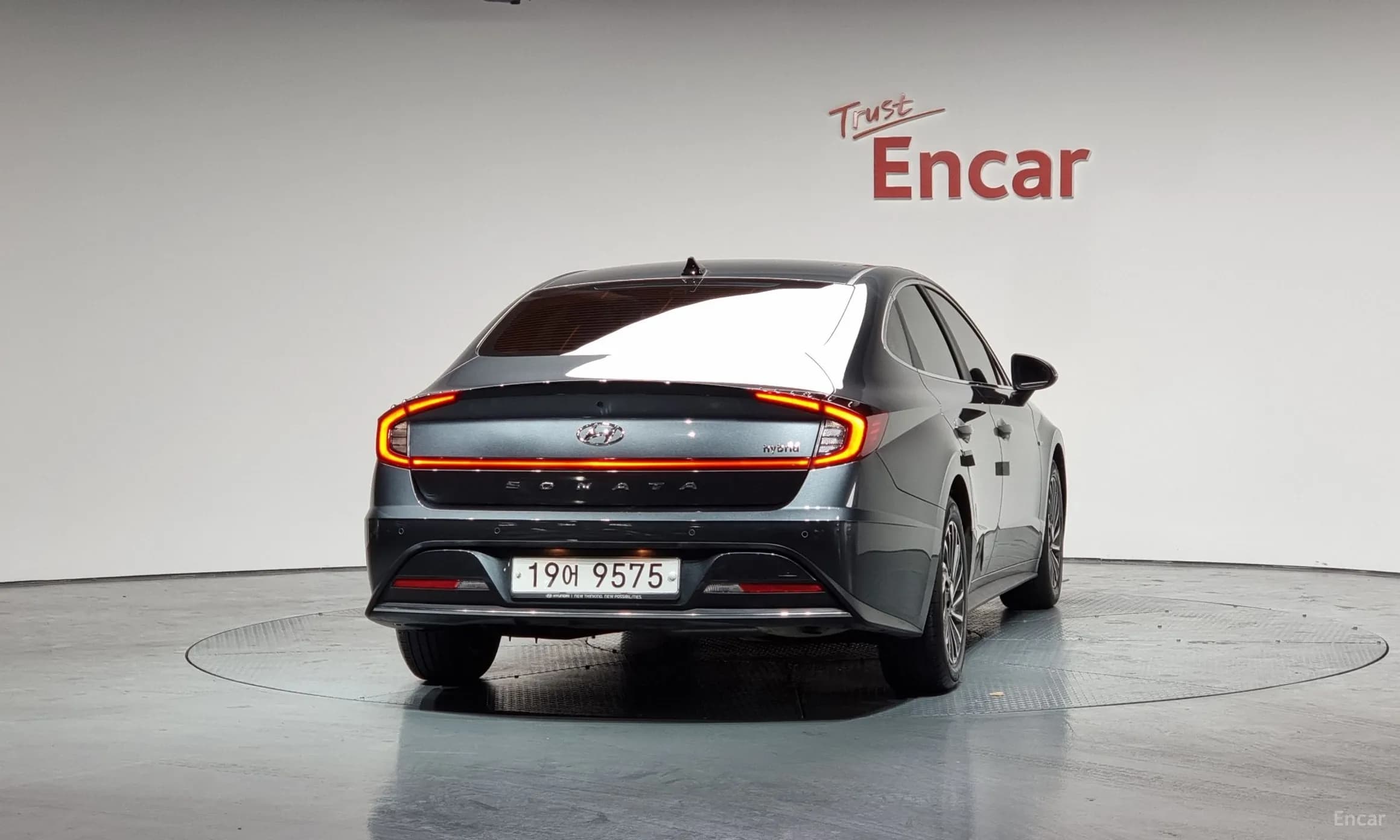 Sonata Hybrid (DN8)