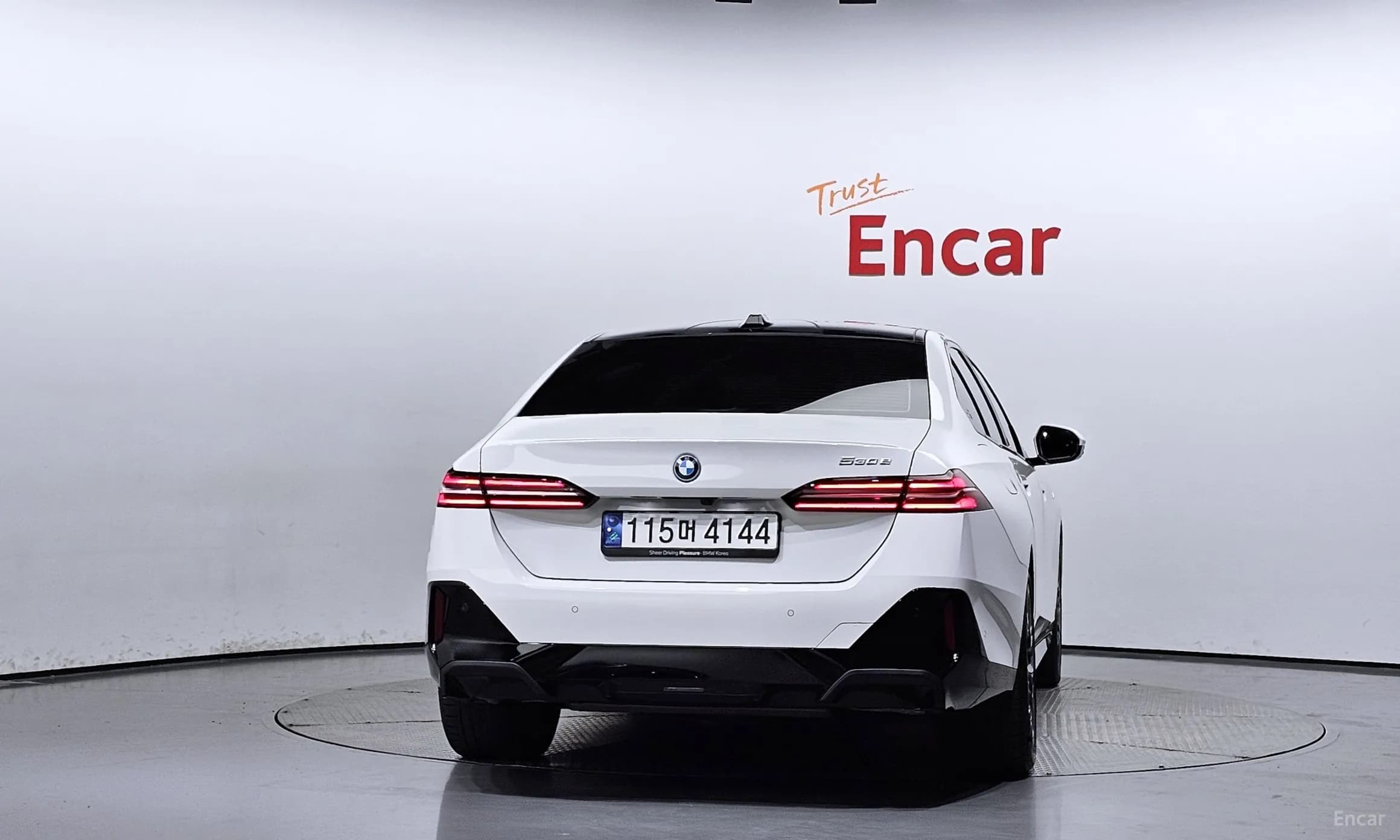 5 Series (G60)