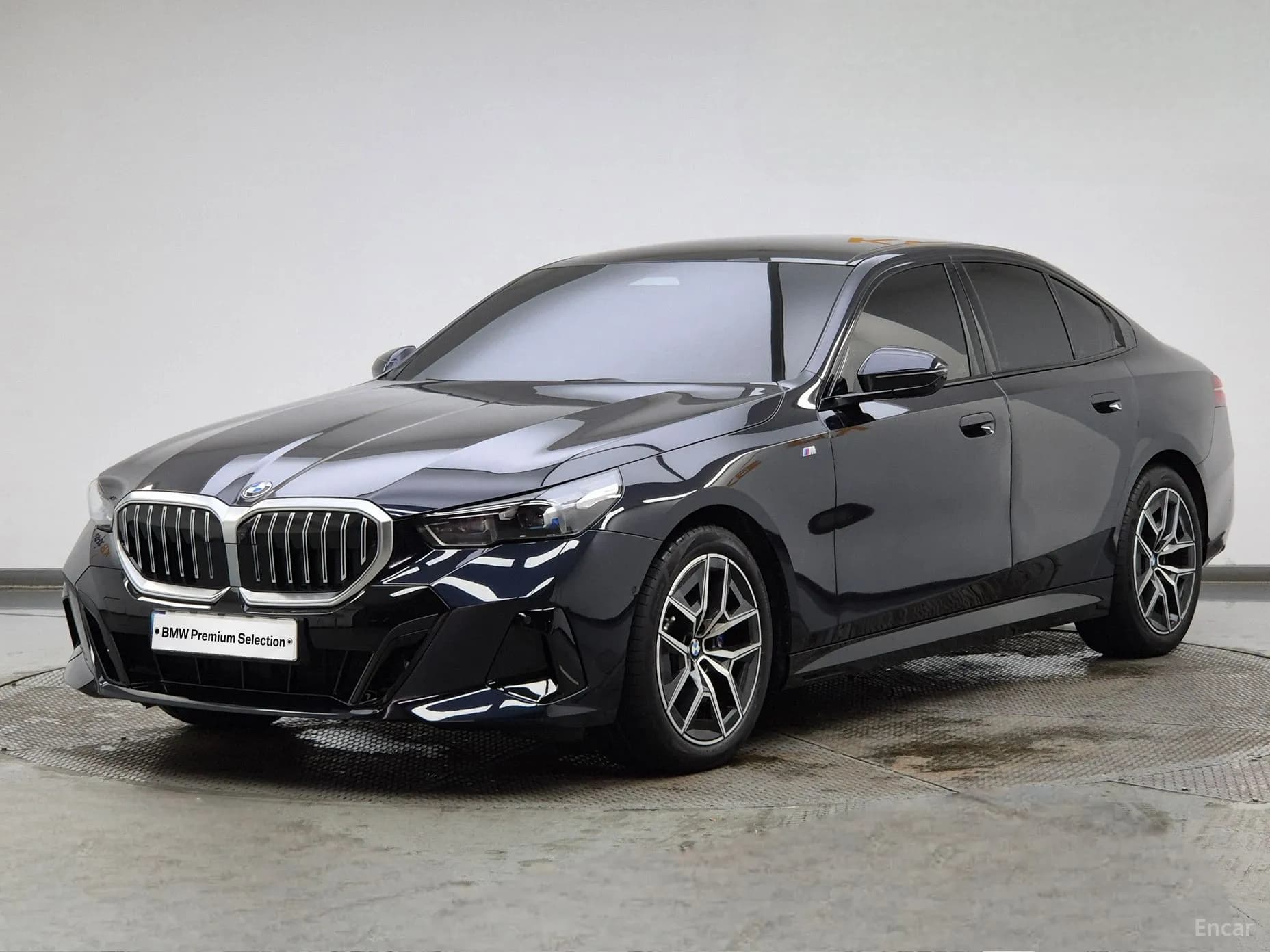 5 Series (G60)