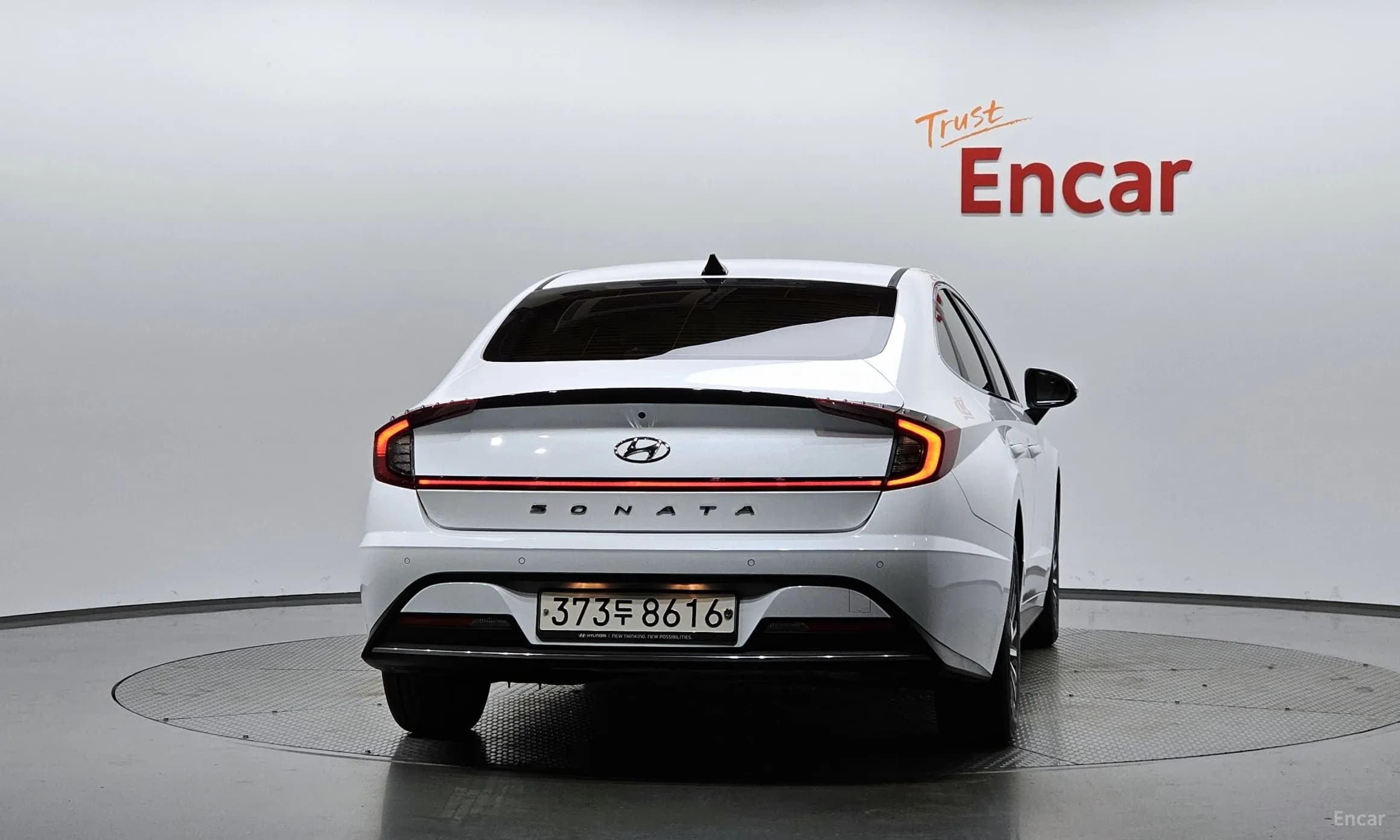 Sonata Hybrid (DN8)
