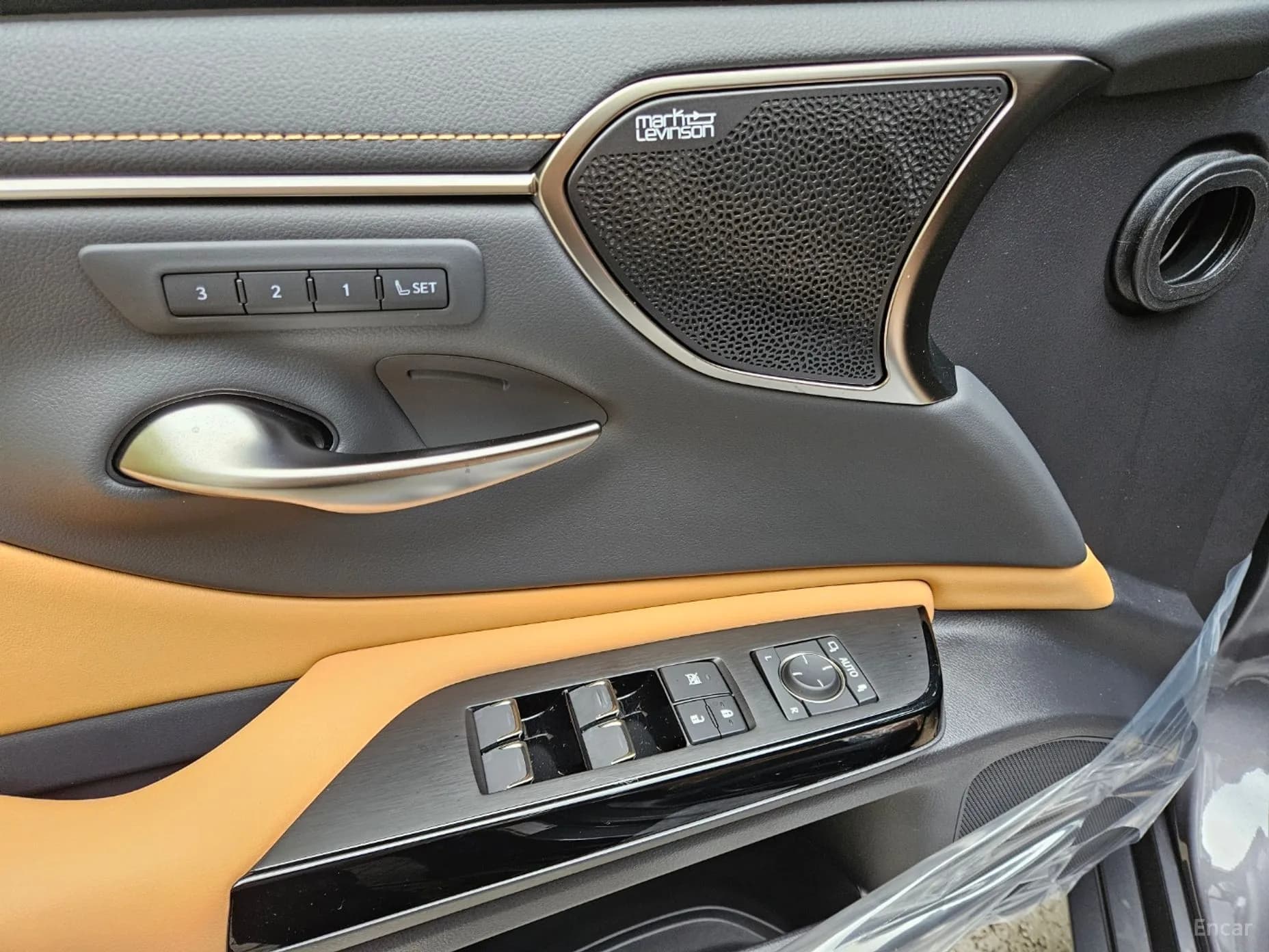 ES300h 7th Generation