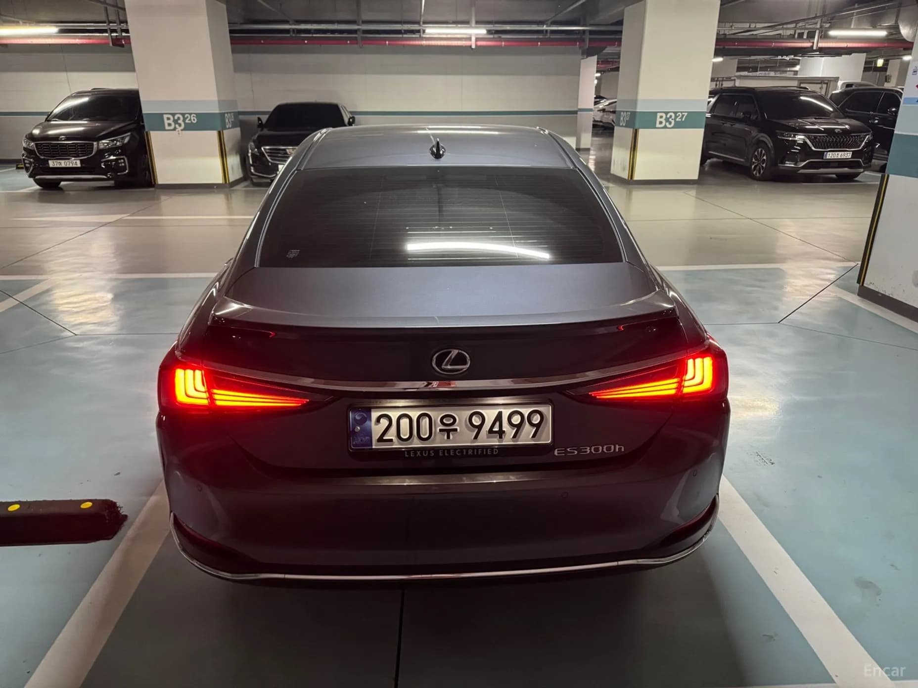 ES300h 7th Generation