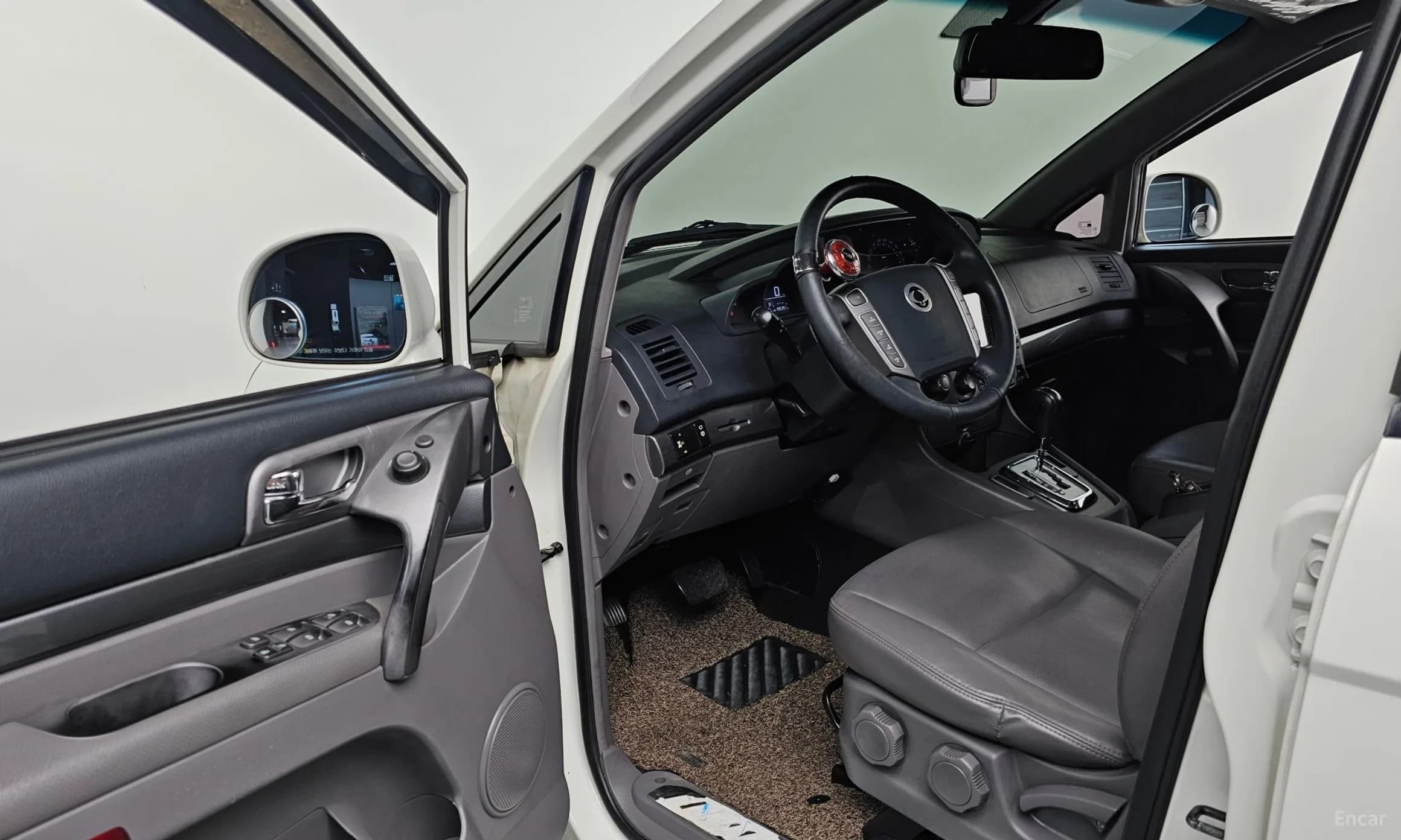 Korando Turismo