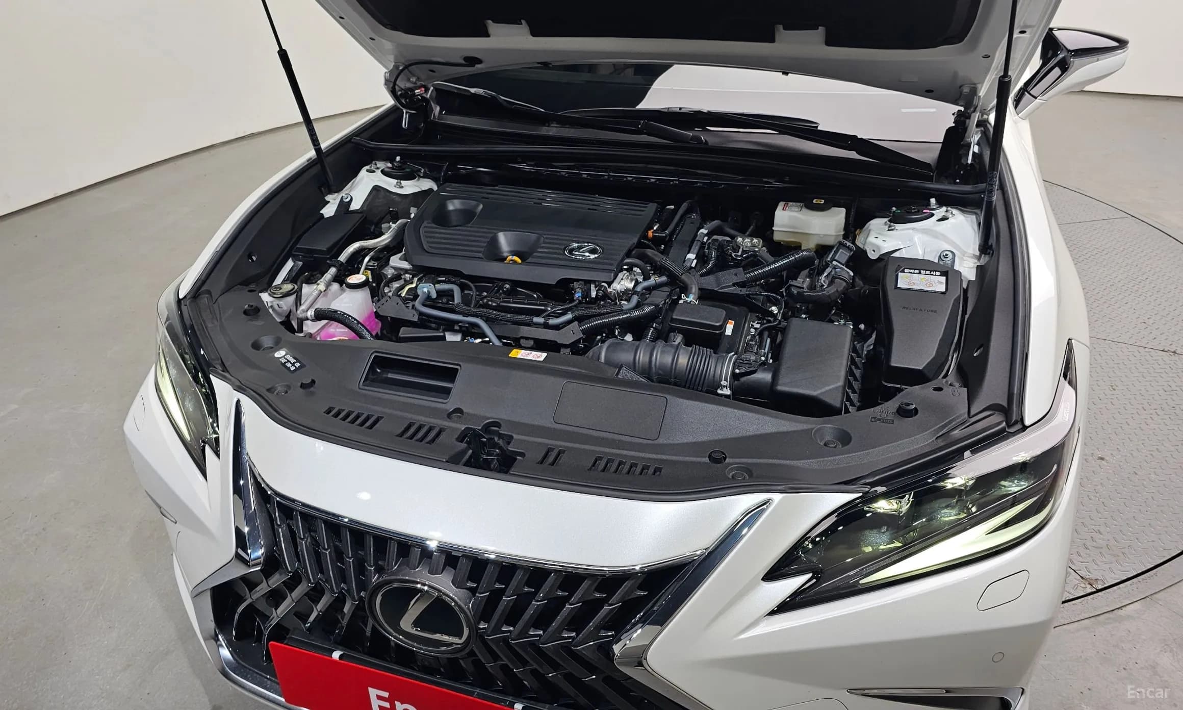 ES300h 7th Generation