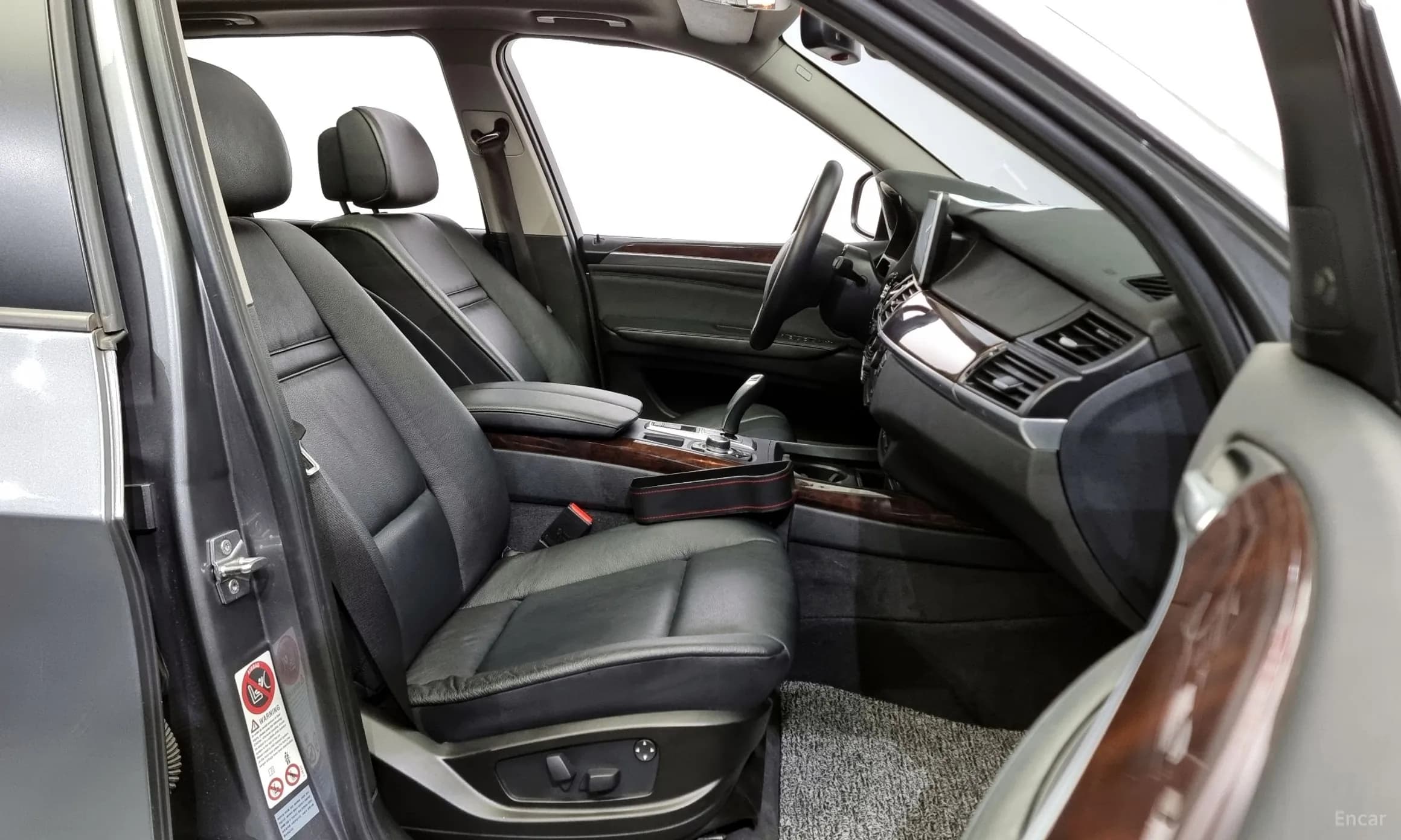 X5 (E70)