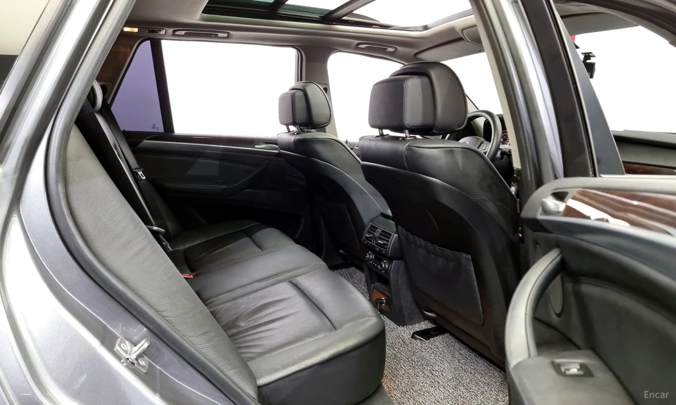 X5 (E70)