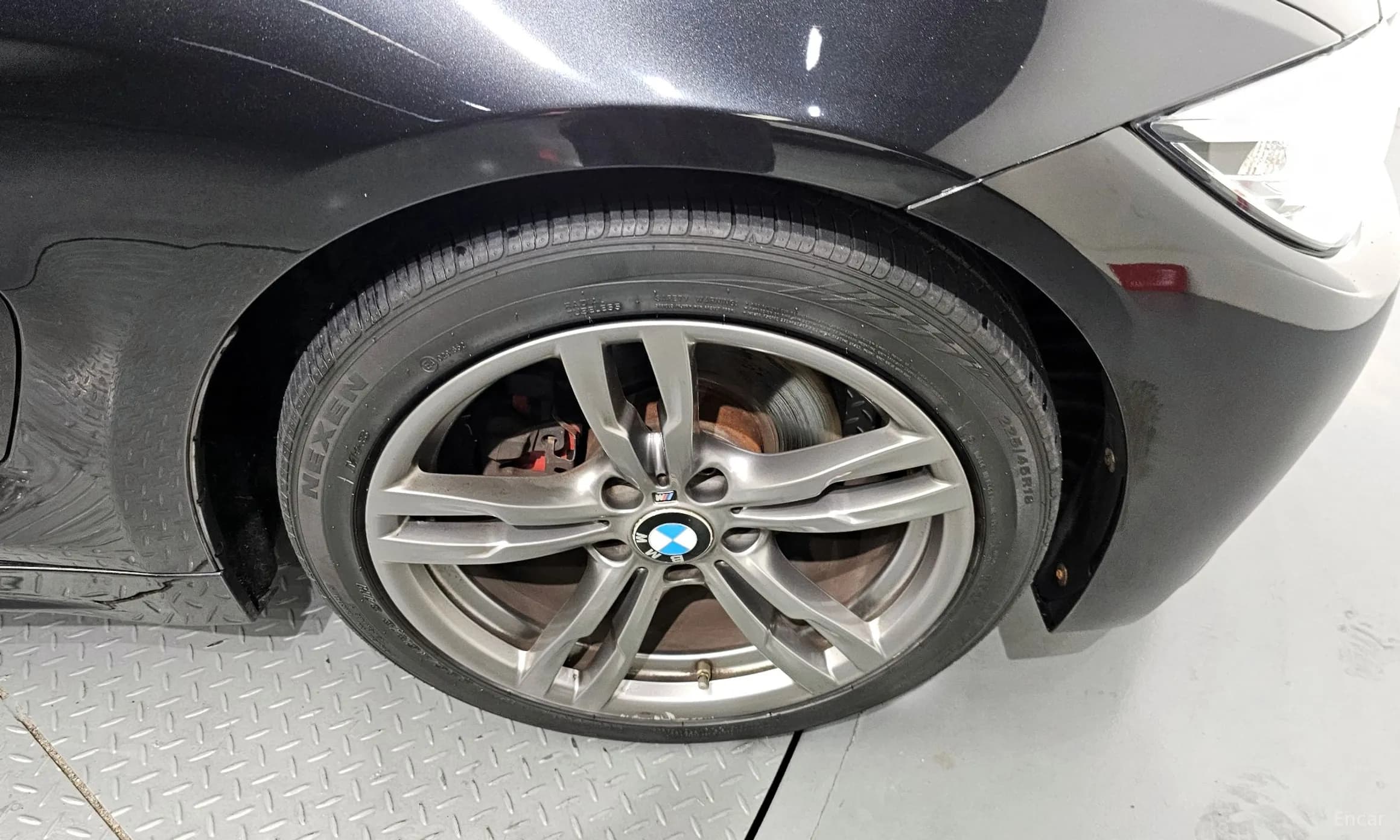 Series 4 (F32)